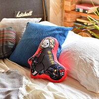 「ダイカットクッション（佐野万次郎）」