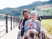 実写映画「軍艦少年」より。