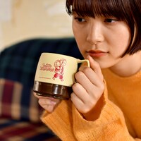 「DINEXマグカップ（マイキーとドラケン）」使用イメージ