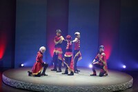 舞台「LIVE STAGE『スケートリーディング☆スターズ』」ゲネプロの公演写真。(c)舞台「スケートリーディング☆スターズ」製作委員会