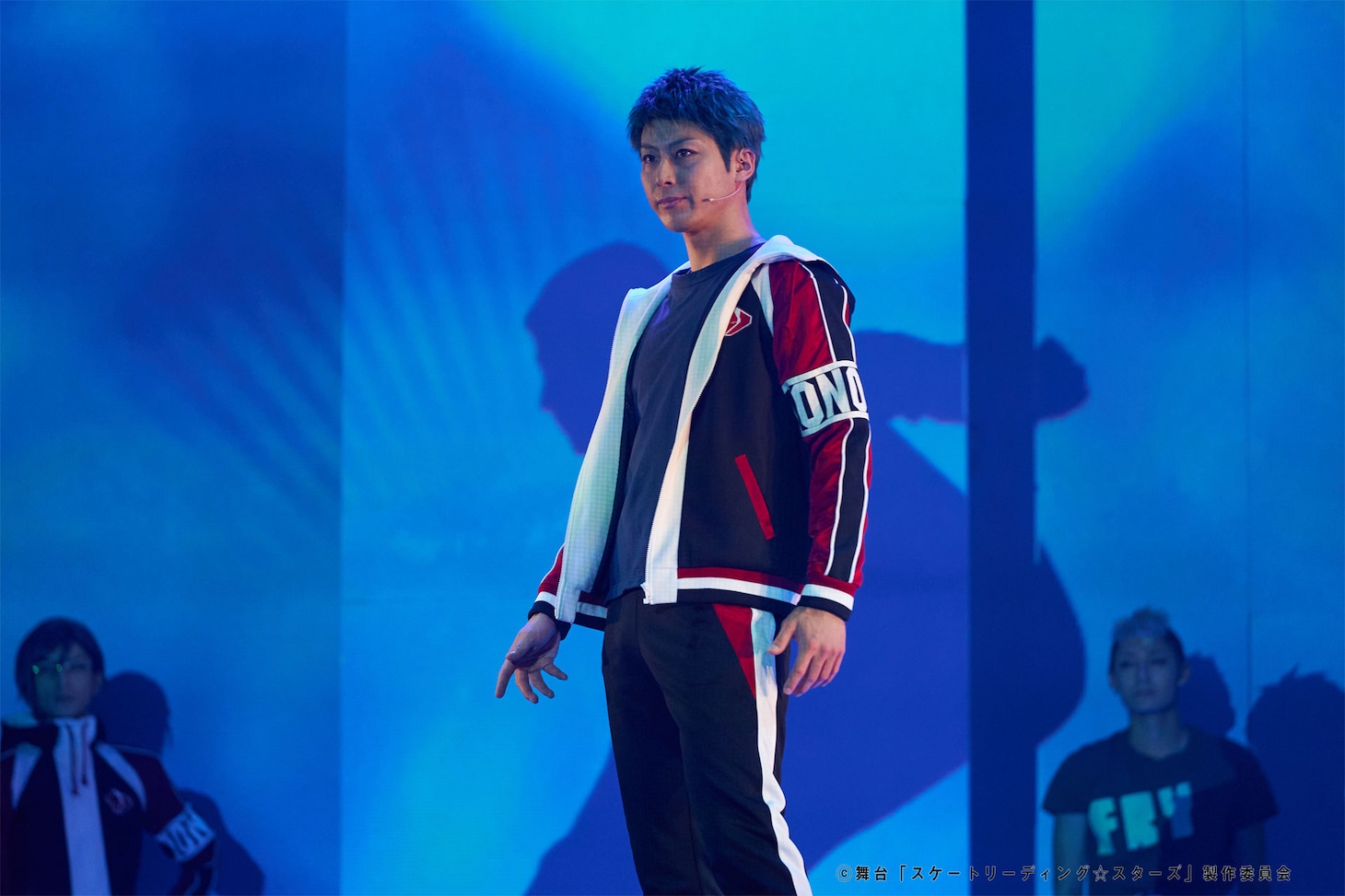 舞台「LIVE STAGE『スケートリーディング☆スターズ』」ゲネプロの公演写真。(c)舞台「スケートリーディング☆スターズ」製作委員会