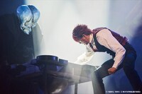 「舞台『血界戦線』Blitz Along Alone」ゲネプロ公演の写真。 (c)内藤泰弘／集英社 (c)舞台『血界戦線』製作委員会