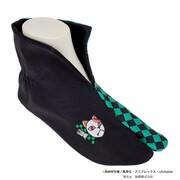 一部百貨店で販売される男女兼用足袋。