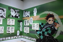 「『鬼滅の刃』吾峠呼世晴原画展」の様子。