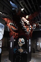 「『鬼滅の刃』吾峠呼世晴原画展」の様子。