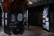 「『鬼滅の刃』吾峠呼世晴原画展」の様子。