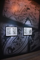 「『鬼滅の刃』吾峠呼世晴原画展」の様子。