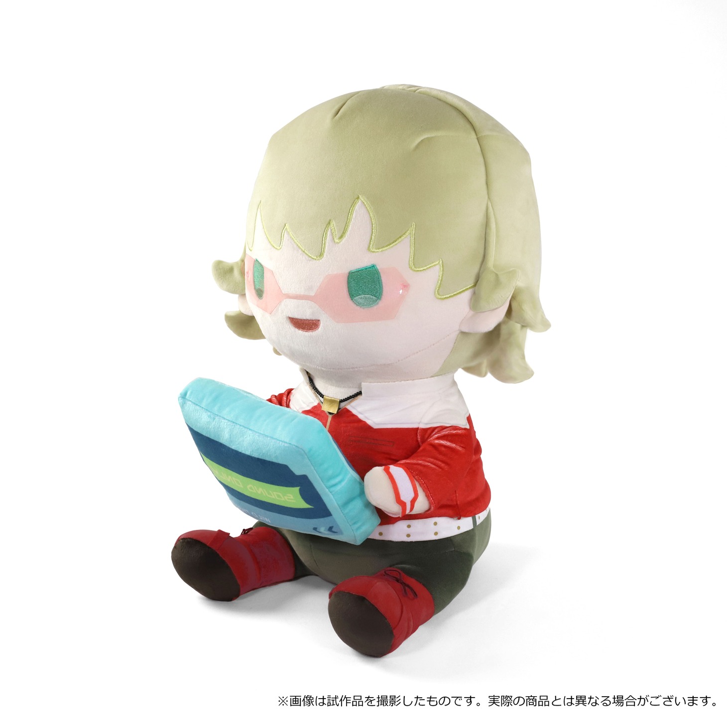 バーナビーのクッション。