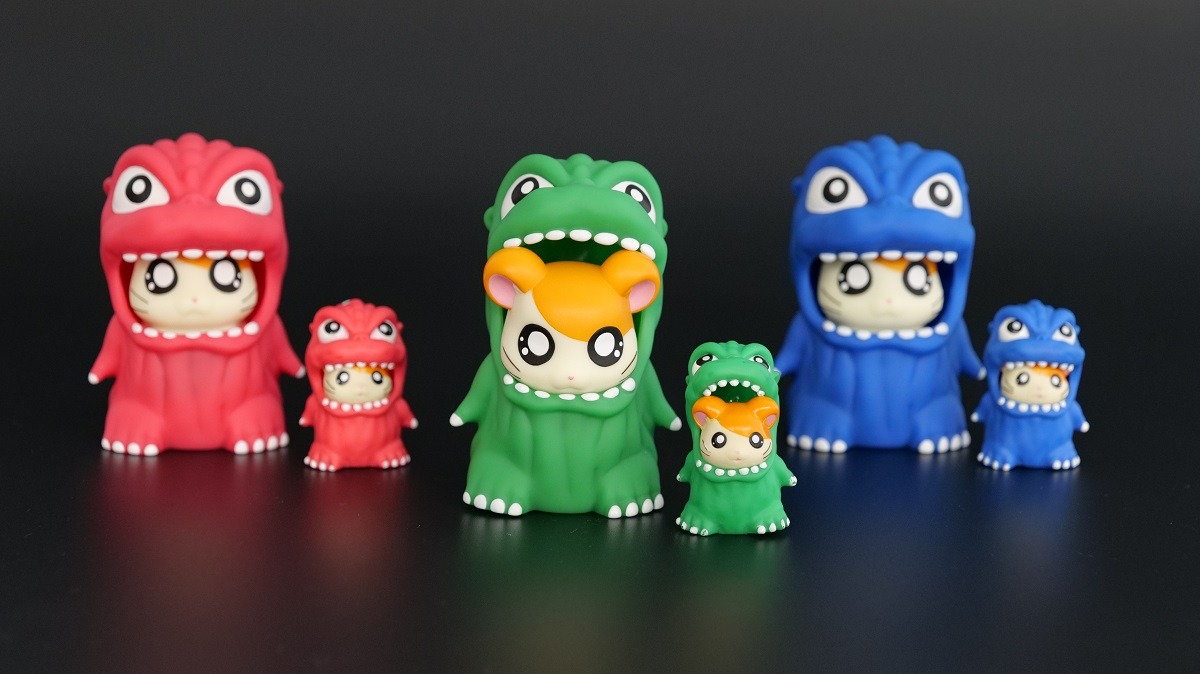 「ムービーモンスターシリーズ ゴジハムくん」と2001年の入場特典だった「ゴジハムくん」。