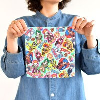 「SK∞ エスケーエイト｜ハンドタオル（ステッカー総柄）」