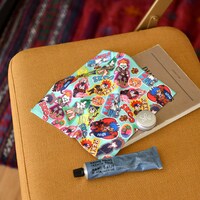 「SK∞ エスケーエイト｜ハンドタオル（ステッカー総柄）」