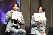 左から峯田大夢、萩谷慧悟。