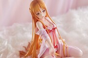 「アスナ ルームウェアVer. 1/7スケールフィギュア」に「『微笑み顔』パーツ」を付けた姿。