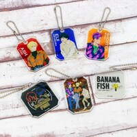 「アクリルキーホルダー（ランダム6種）」