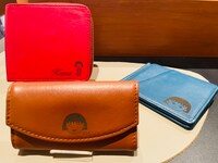 ランドマークプラザの「BUSINESS LEATHER FACTORY」で販売される商品。