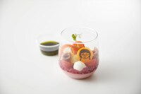 横浜ロイヤルパークホテルで提供される「たまちゃん大好き メロンのカプレーゼ仕立て」。