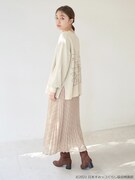 「すみっコぐらしニットプルオーバー」着用イメージ