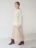 「すみっコぐらしニットプルオーバー」着用イメージ