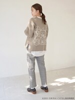 「すみっコぐらしニットプルオーバー」着用イメージ