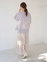 「すみっコぐらしニットプルオーバー」着用イメージ