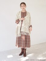 「すみっコぐらしニットストール」使用イメージ