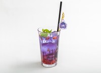 「＜オクタヴィネル寮＞ イチゴ入りブルーマロウティー」