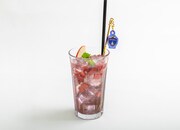 「＜ポムフィオーレ寮＞ リンゴ入りグレープソーダ」