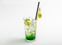 「＜ディアソムニア寮＞ キウイ入りエルダーフラワーソーダ」