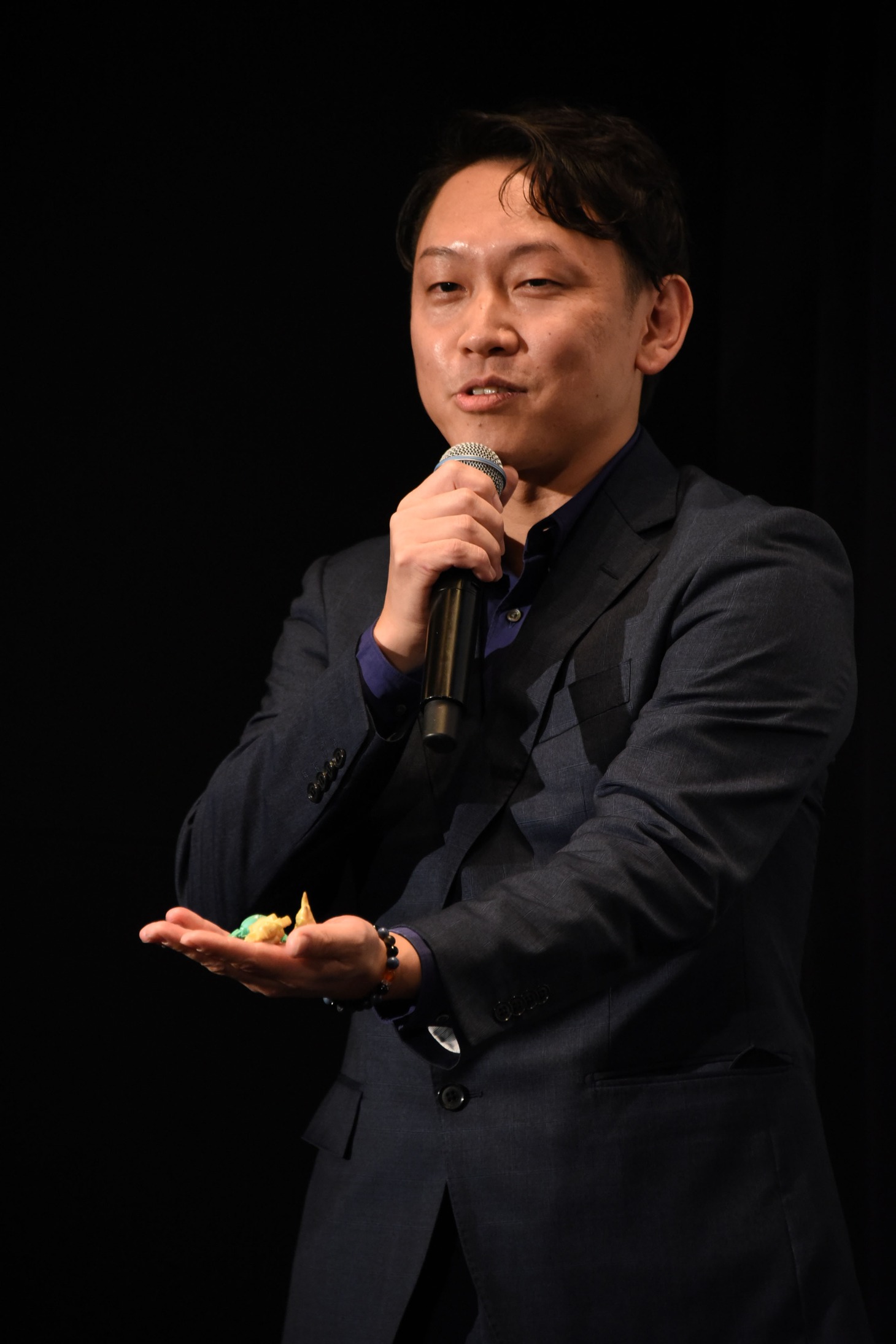 Yuki Saito監督