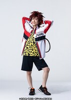 平松來馬演じる遠山金太郎。