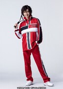 丸山龍星演じる毛利寿三郎。