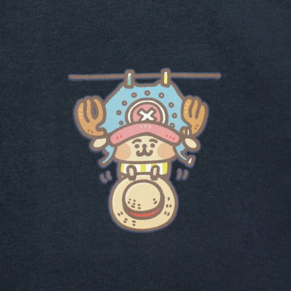 「YURUTTO ONE PIECE パーカー ネイビー」の図柄。