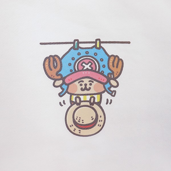 「YURUTTO ONE PIECE パーカー ホワイト」の図柄。