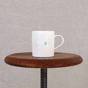 「愛してるぜベイベ★★」をモチーフにしたマグカップ。 (c)槙ようこ／集英社