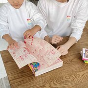 「GALS!」をモチーフにしたロングTシャツの着用イメージ。 (c)藤井みほな／集英社