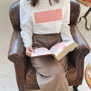 「GALS!」をモチーフにした大人用ロングTシャツの着用イメージ。 (c)藤井みほな／集英社