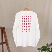 りぼんをモチーフにした大人用ロングTシャツ。