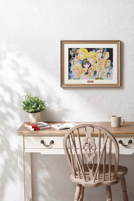 篠原千絵の画業40周年を記念したグッズの一部となる直筆サイン入り複製原画。価格は税込2万2000円。写真の複製原画はサインを入れる前の見本。