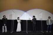 左から檜山修之、石原夏織、森川智之、静野孔文監督。