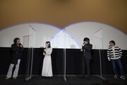 左から檜山修之、石原夏織、森川智之、静野孔文監督。