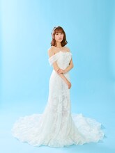 浅川梨奈扮する伊達まどか。