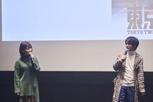 左から石見舞菜香、榎木淳弥。