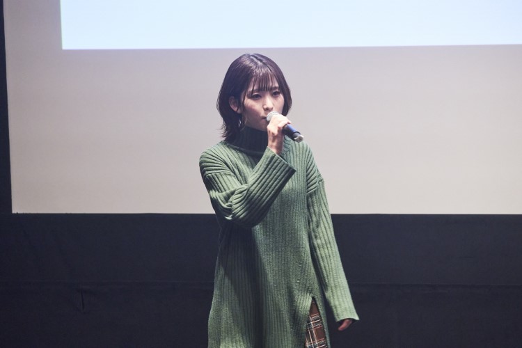 石見舞菜香