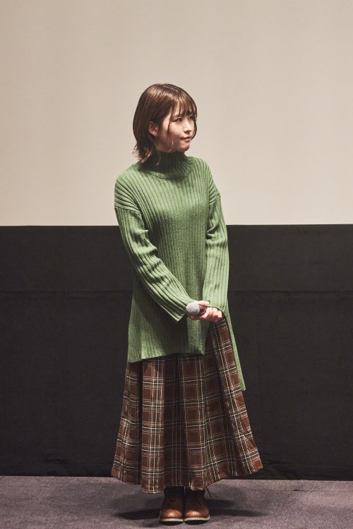 石見舞菜香