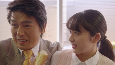 ドラマ「ひまわりっ ～宮崎レジェンド～」の場面写真。(c)UMK