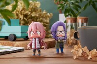 「ねんどろいど 各務原桜」と別売りの「ねんどろいど 各務原なでしこ」を並べて使用したお様子。