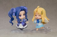 別売りの「ねんどろいど フィーロ」と組み合わせた様子。