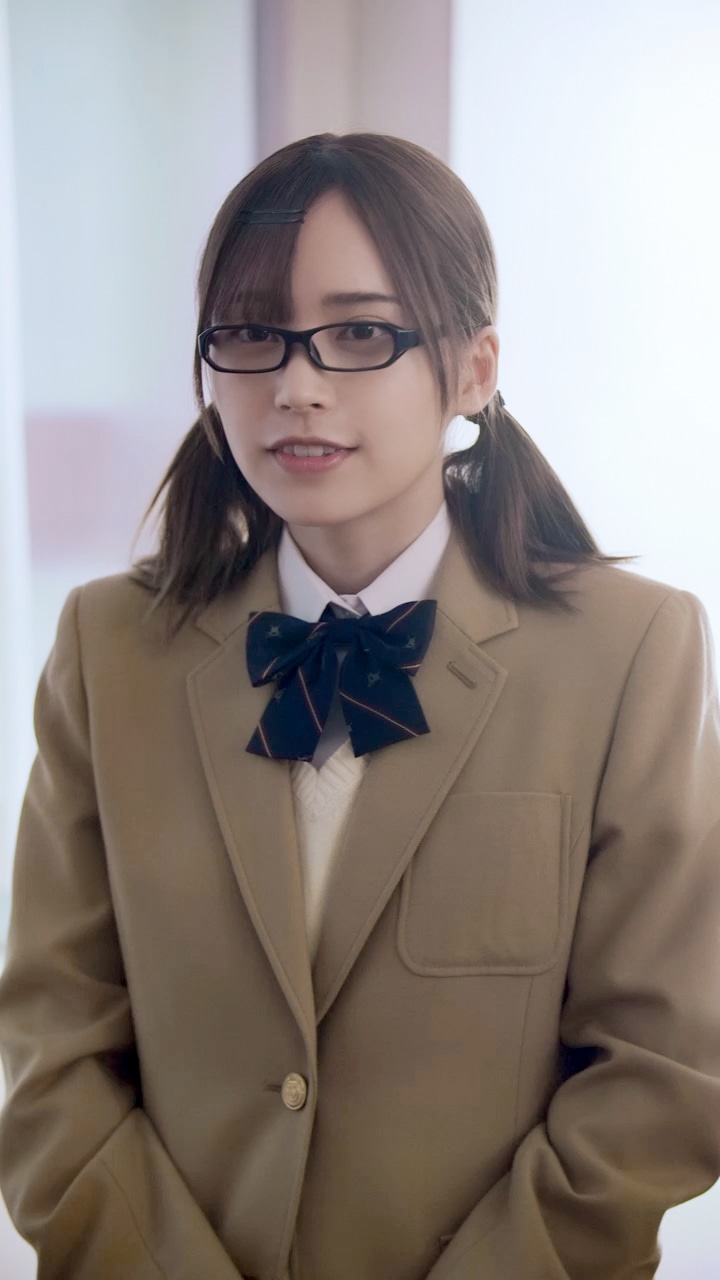 那須ほほみ扮する坂下実。