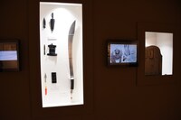 「鋼の錬金術師展 RETURNS」の様子。 (c)Hiromu Arakawa/SQUARE ENIX