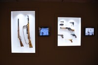 「鋼の錬金術師展 RETURNS」の様子。 (c)Hiromu Arakawa/SQUARE ENIX